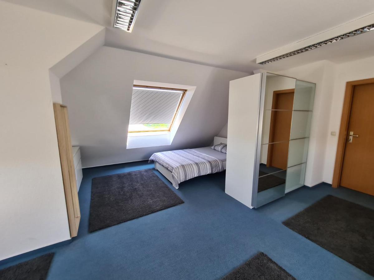 6 Bedroom Private Apartment & Lounge Rostock Eksteriør bilde
